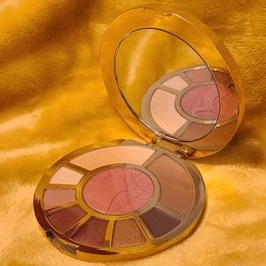 🆕️ Tarte - Ladies Night Clay Palette